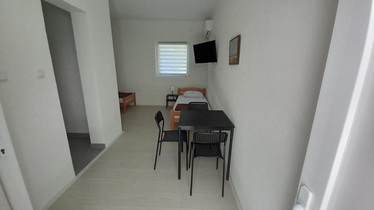 Apartamento Lena! Kladovo Exterior foto
